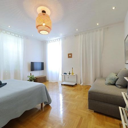 Lovely Rita'S Sibenik - Apartment City Center With Central Heating Exterior foto