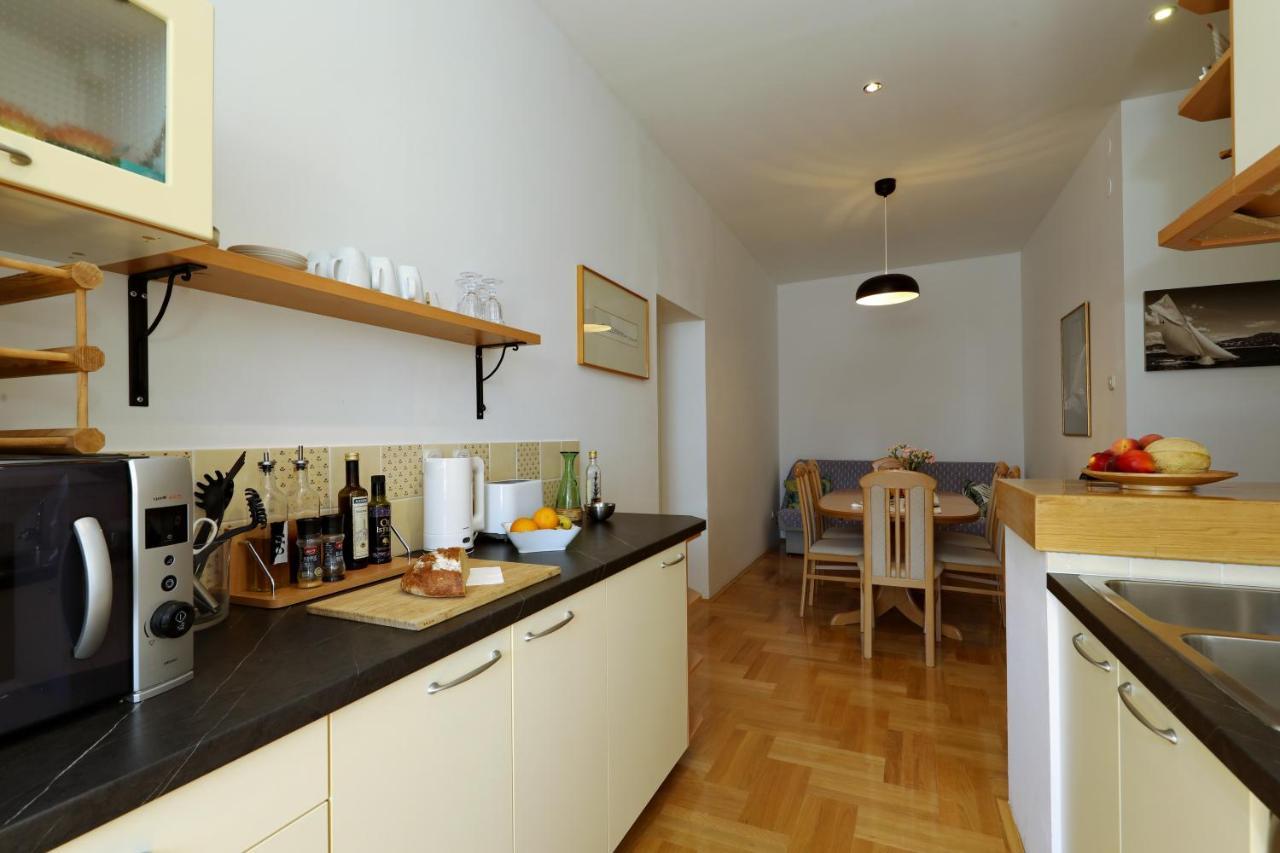 Lovely Rita'S Sibenik - Apartment City Center With Central Heating Exterior foto